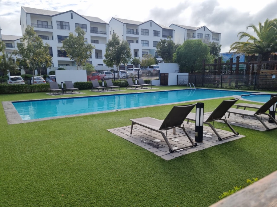 1 Bedroom Property for Sale in De Zicht Estate Western Cape